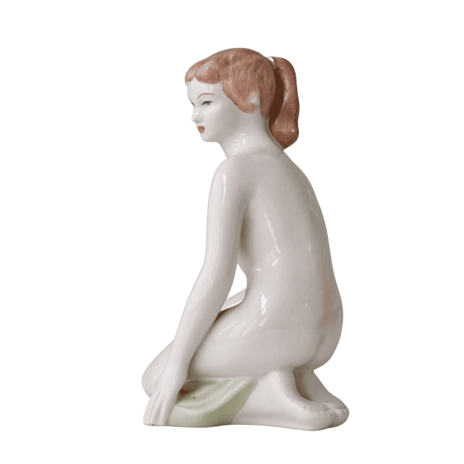Porcelán figura, "Fürdés után" női akt